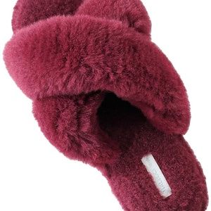 Halluci Women’s Slippers